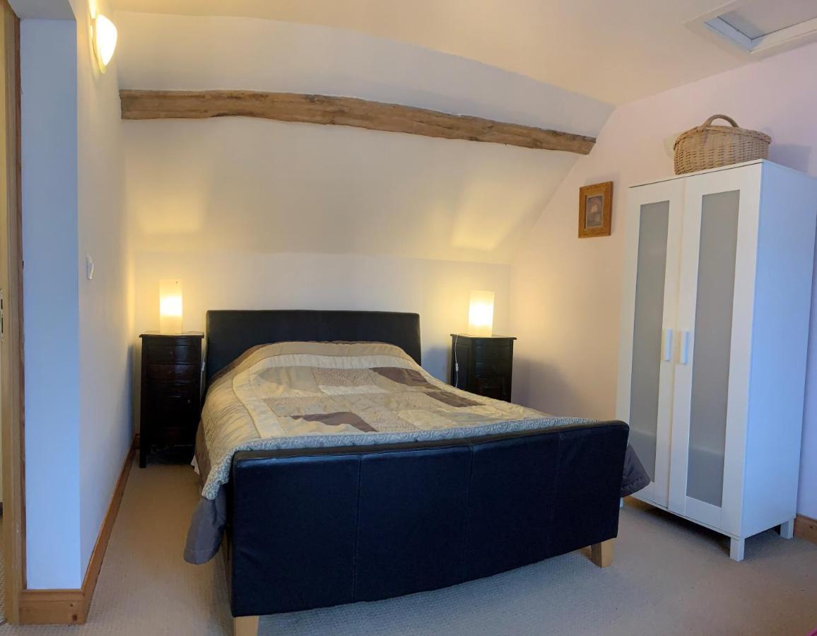 Le Glycine A Manoir Sainte Cecile Apartman Juvigny-Val-d'Andaine Kültér fotó